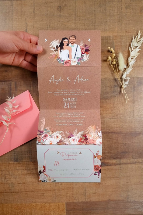 Faire-part de mariage champêtre nature kraft avec fleurs pampa sur fond kraft original - Invitation avec portrait de couple - dessin d’après vos photos. Vieux rose, vert foncé boho