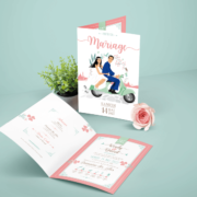 Faire-part de mariage romantique - thème vespa dolce vita. Teintes pastel poudré : rose , bleu vert mint corail - Style amour romantique chic avec ligne de programme du mariage avec des pictogrammes. Portraits dessin d’après vos photos, caricature ou avatar - Invitation pour mariage original Création de Pamela Gonzalez pour le studio postscriptum.