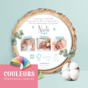 Faire-part de naissance original bleu – papier cartonné découpé en forme de rondelle de bois avec les photos de votre bébé fille ou bébé garçon - modèle avec couronne de fleurs bohème bleu tendre, poudré pastel - style champêtre chic, campagne rustique. Création : studio postscriptum