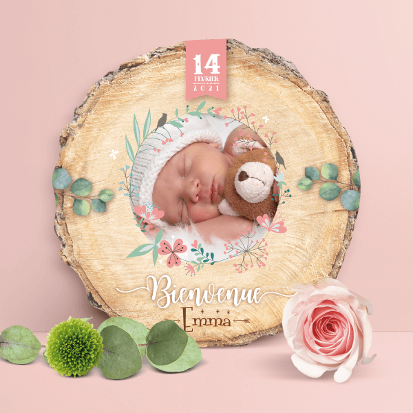 Faire-part de naissance original rose et mint – papier cartonné découpé en forme de rondelle de bois avec les photos de votre bébé fille ou bébé garçon - modèle avec couronne de fleurs bohème rose tendre, poudré pastel et mint - style champêtre chic, campagne rustique. Création : studio postscriptum