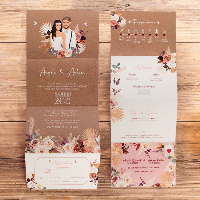 Faire-part de mariage champêtre nature kraft avec fleurs pampa sur fond kraft original - Invitation avec portrait de couple - dessin d’après vos photos. Vieux rose, vert foncé boho